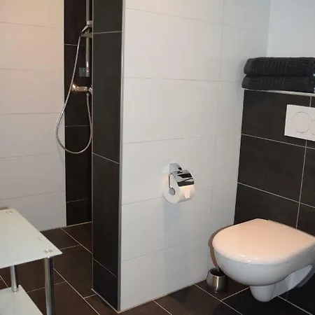 Palmen Apartment *